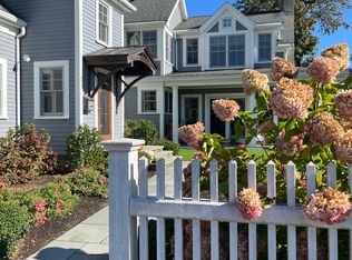 5 Symonds Ct, Marblehead, MA 01945