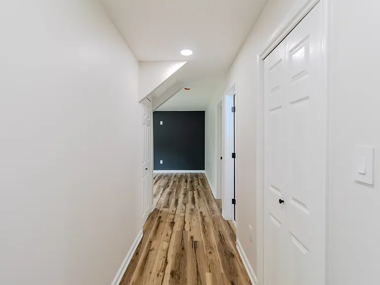 6530 E 3rd Ave — Photo 26
