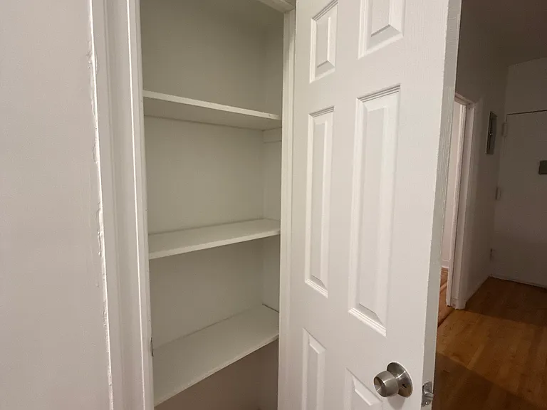 3165 Decatur Ave #3 — Photo 3
