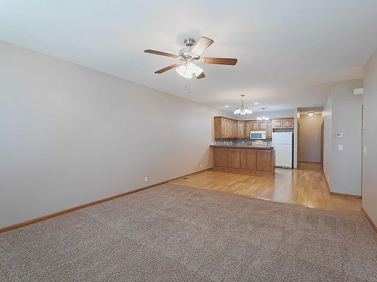 3154 King Ridge Blvd — Photo 4