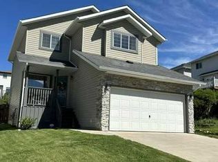 194 Arbour Stone Rise NW, Calgary, AB T3G 4N4