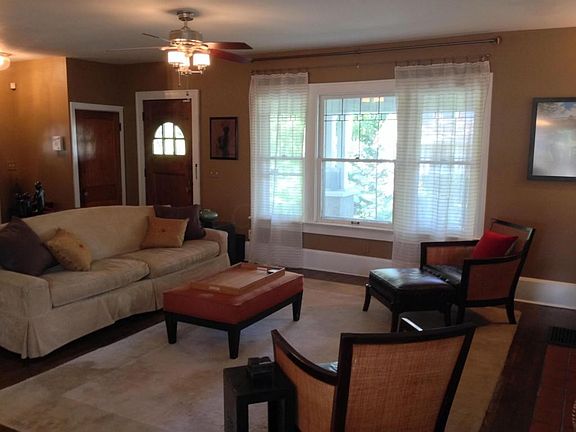 3rd image of 2611 Glen Echo Dr