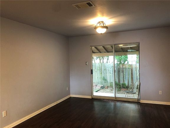 4th image of 356 Jim Miller Dr