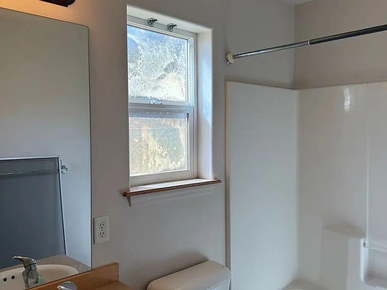 3064 Oliver St — Photo 11