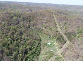 105 Rolling Meadows Dr, Mannington, WV 26582