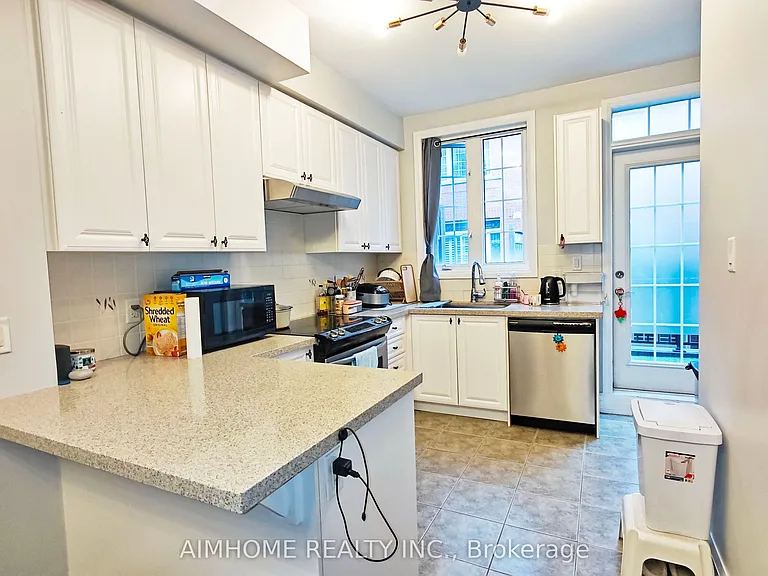 40 Raffeix Ln — Photo 29
