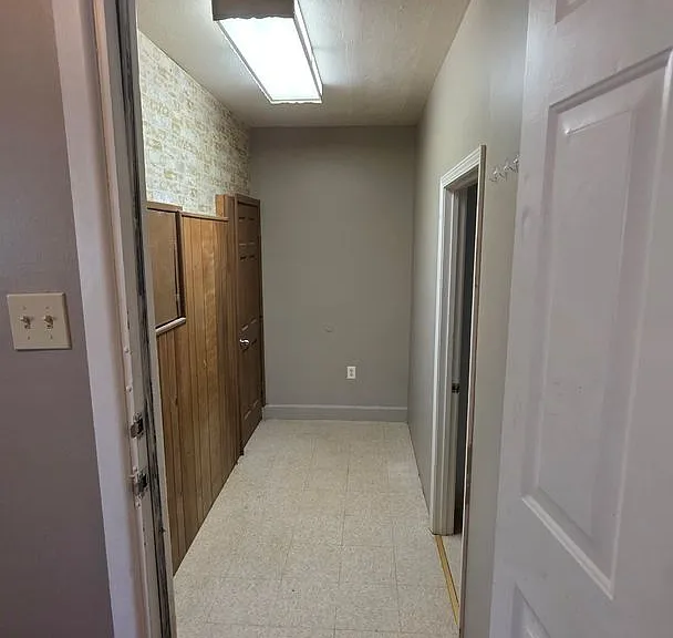 8505 Eastern Ave — Photo 9