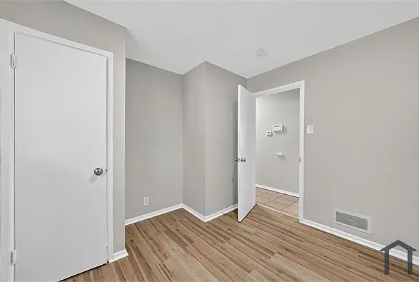10772 Spring Garden Dr — Photo 12