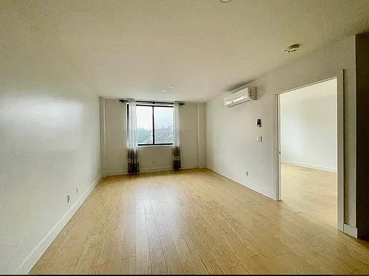 Rented by Oxford Property Group | media 7