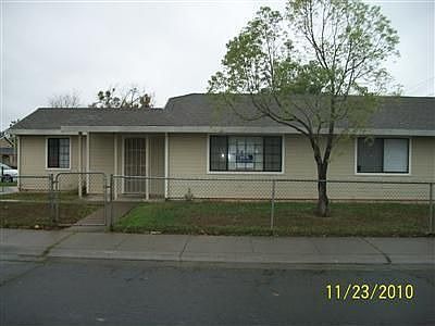 2nd image of 3539 Cypress St