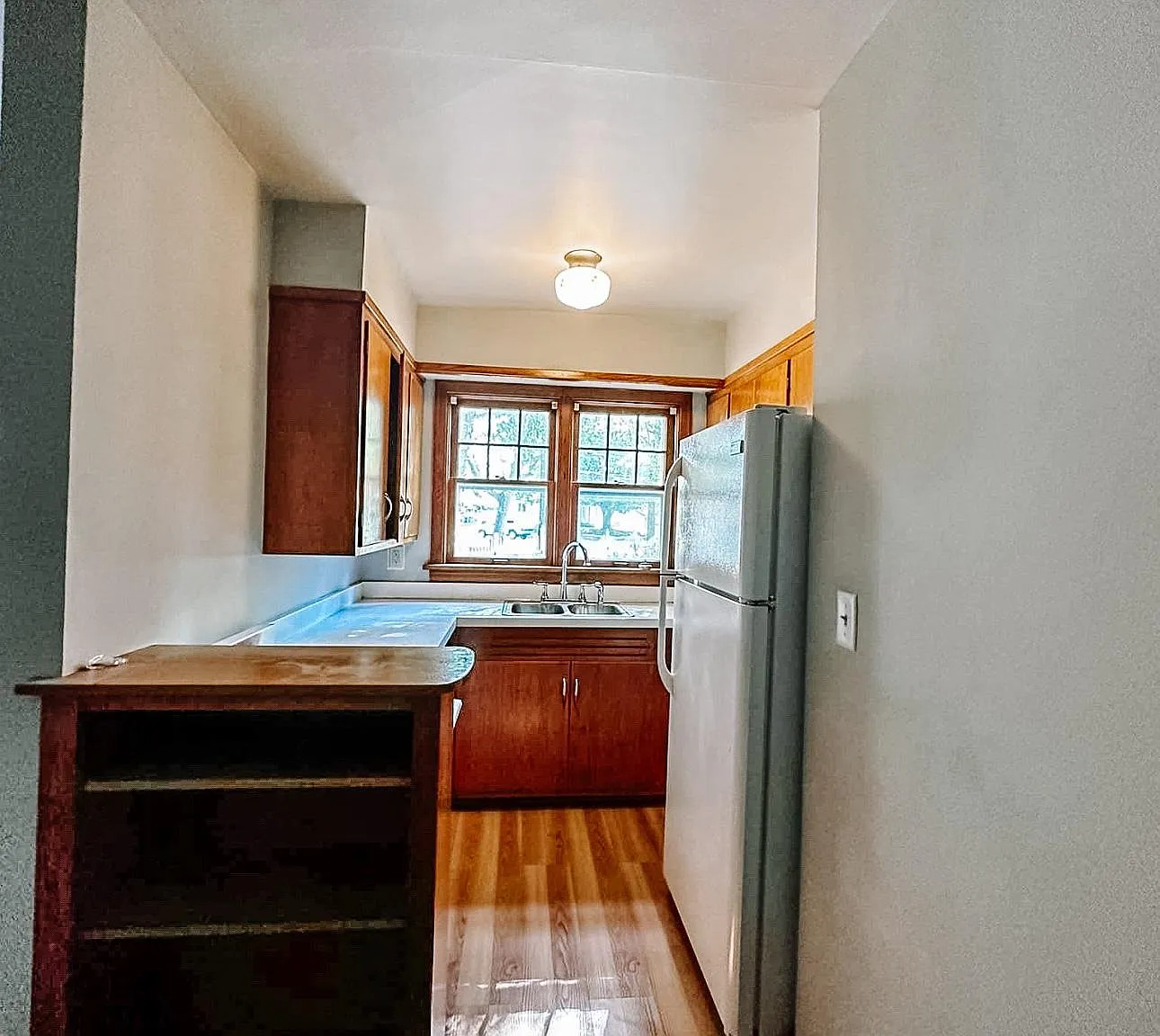 215 S 3rd St — Photo 3