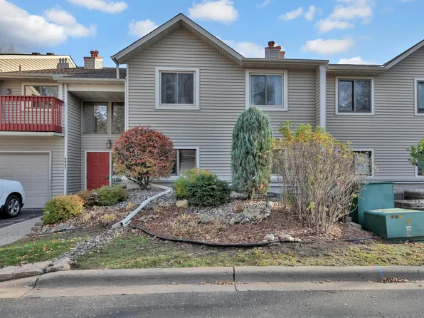 6097 Courtly Alcove, Woodbury, MN 55125