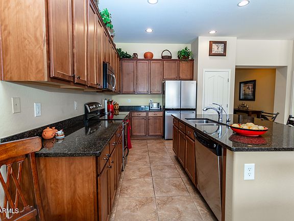 3rd image of 41943 W CARLISLE Lane