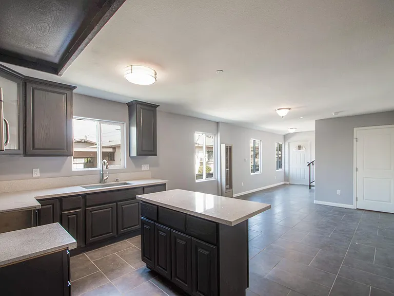 205 N Gage Ave #205 — Photo 13