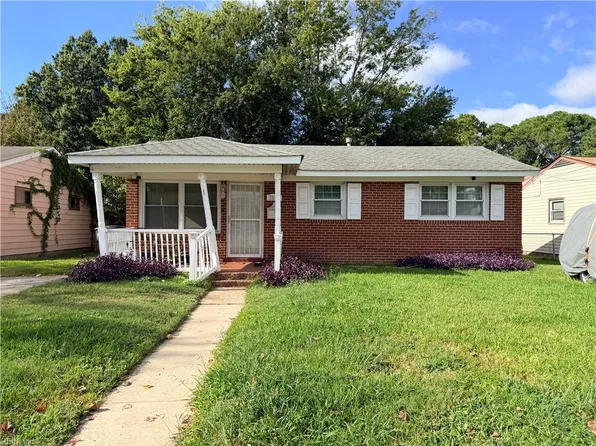 2612 Hickory St, Portsmouth, VA 23707