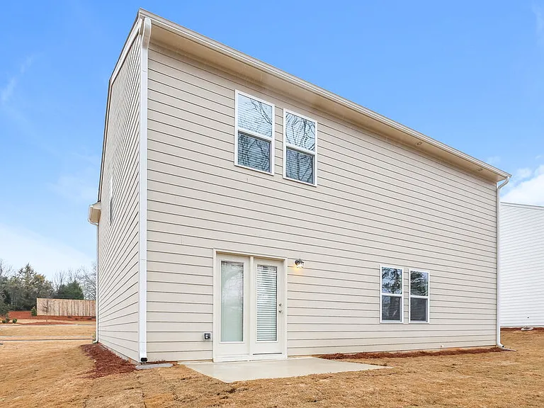 265 Pond Ct — Photo 17