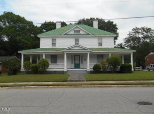 402 N Ennis St, Fuquay Varina, NC 27526