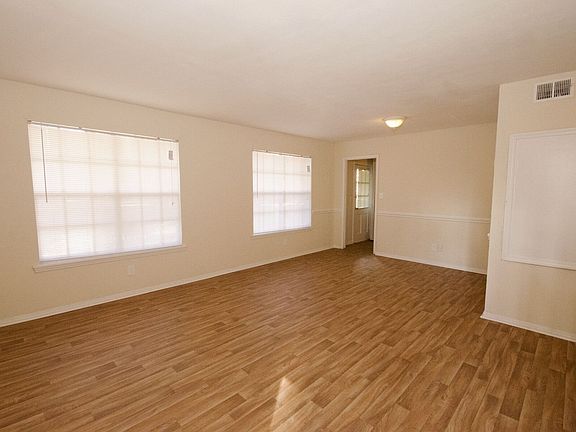 4th image of 16 Beech Rd SE #44