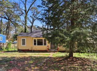 1100 Edgefield Dr SW, Atlanta, GA 30310