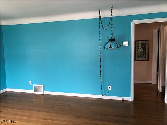 5th image of 2232 Hilda Ave