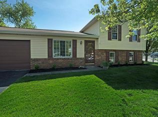2406 Cedar Creek Dr, Grove City, OH 43123
