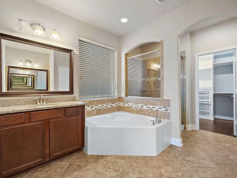 20711 Bristol Meadow Ln — Photo 19