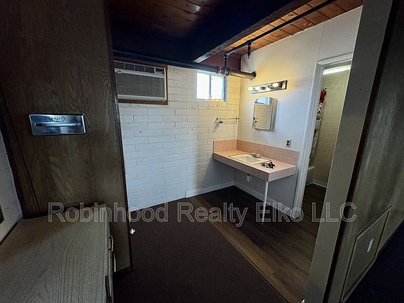 2nd image of 340 6th St #19