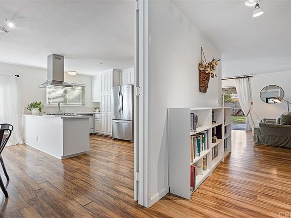 5th image of 8751 Debra Ave