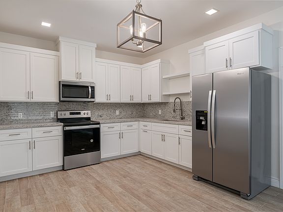 3rd image of 1405 E Hibiscus Ave #2