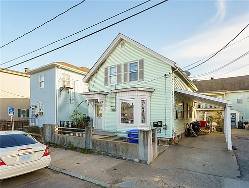 21 Lilac St Photo 1