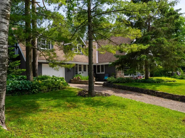 471 Eckford Ave, Saugeen Shores, ON N0H 2L0
