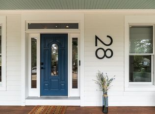 28 Grapevine Rd, Gloucester, MA 01930