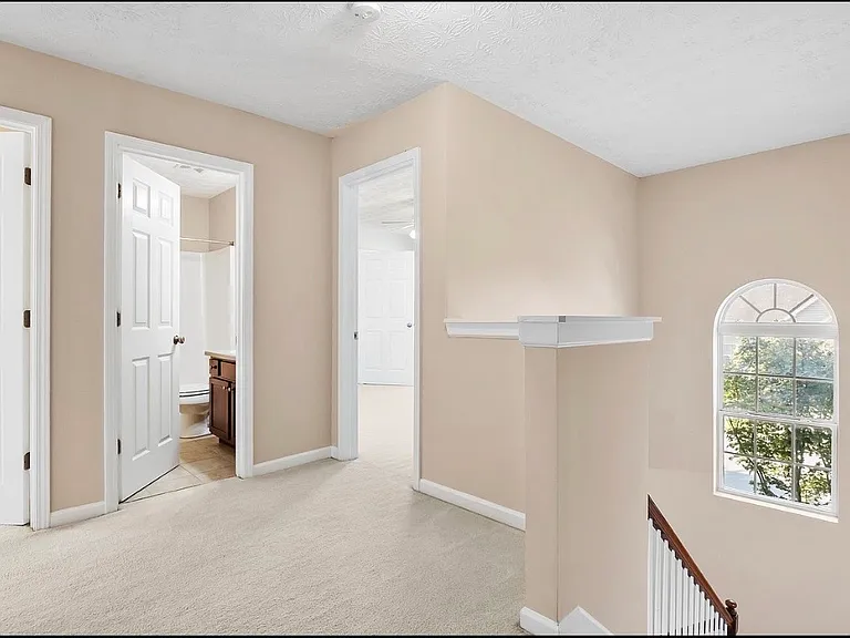 317 Franklin St — Photo 30