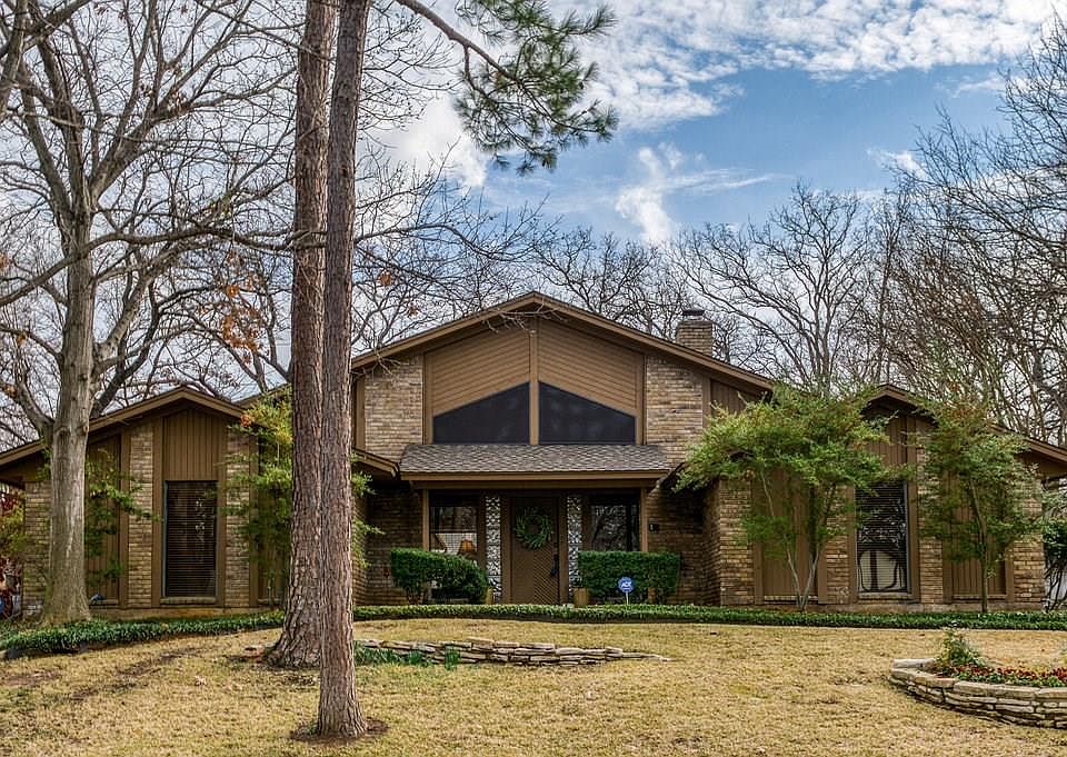 1st image of 4715 Hidden Oaks Ln