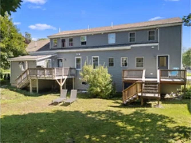 2 bed, $2,100 — Photo 2