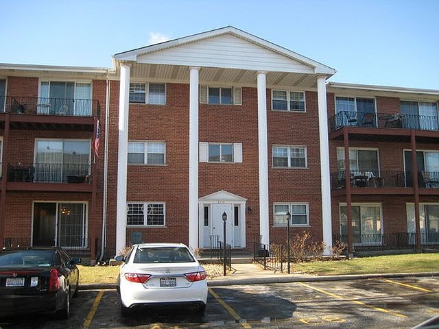 1st image of 6135 W 94th St APT C4