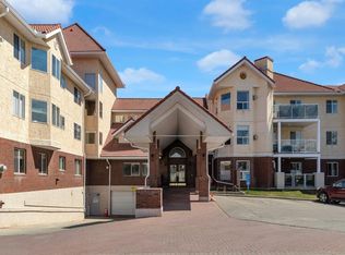1818 W Simcoe Blvd SW #1114, Calgary, AB T3H3L9