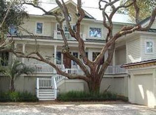 11 Rhetts Bluff Rd, Johns Island, SC 29455