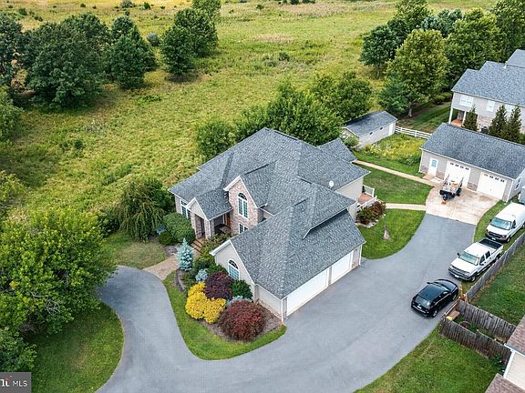 4th image of 336 Apple Valley Rd