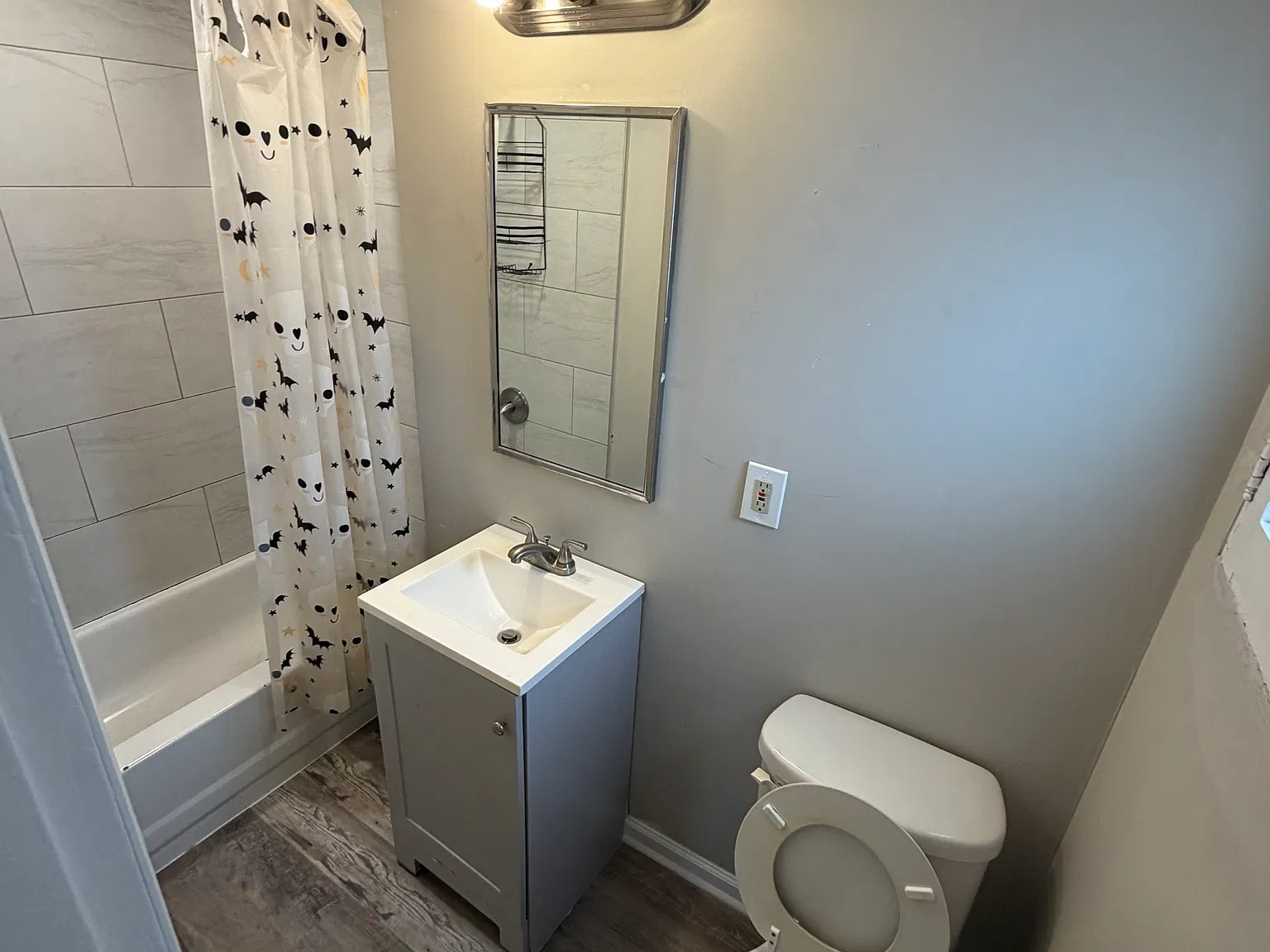 4 bed, 1748 sqft, $2,000 — Photo 3