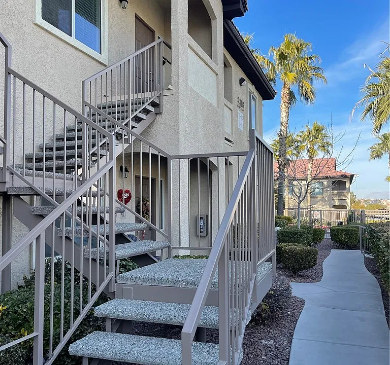 3395 Cactus Shadow St #201