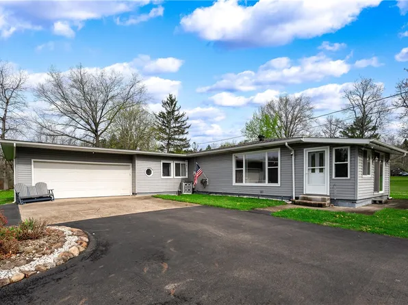 321 Palmer Rd, Edinburg, PA 16116