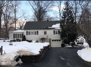 53 Edison Rd, Sparta, NJ 07871