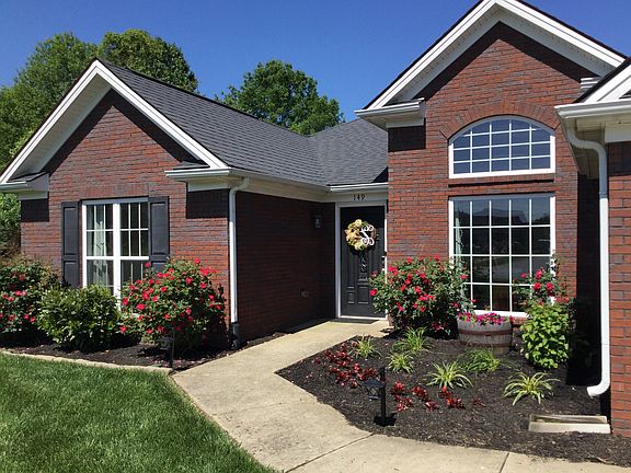 5th image of 149 N Canterbury Glen Dr