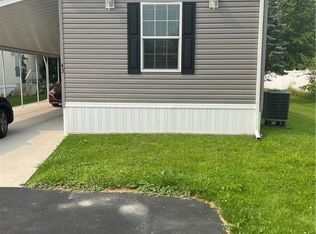 27216 Cook Rd TRAILER 43, Olmsted Twp, OH 44138