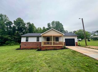 131 Russell Rd, Wellford, SC 29385