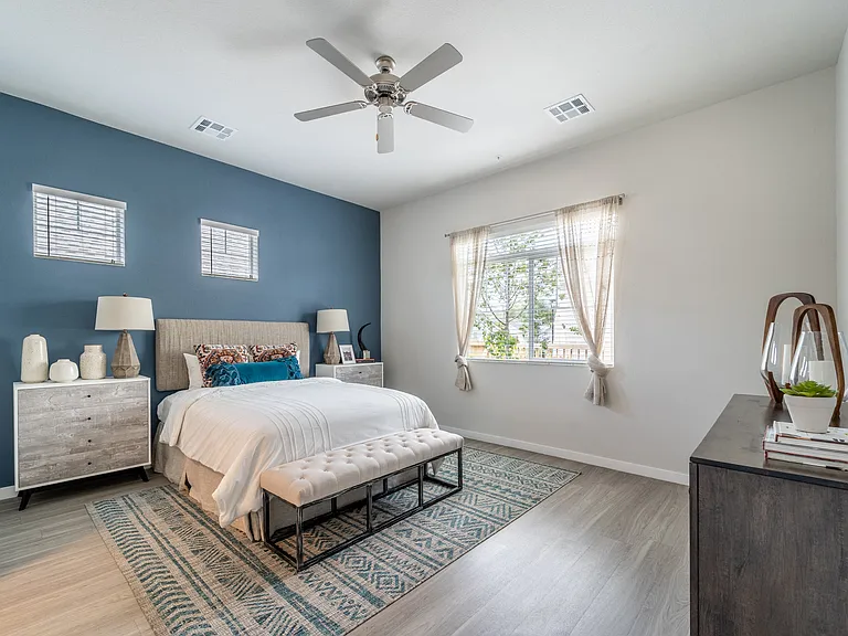 Avilla Eastlake — Photo 6