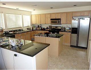 2nd image of 985 Pleasing Plateau St
