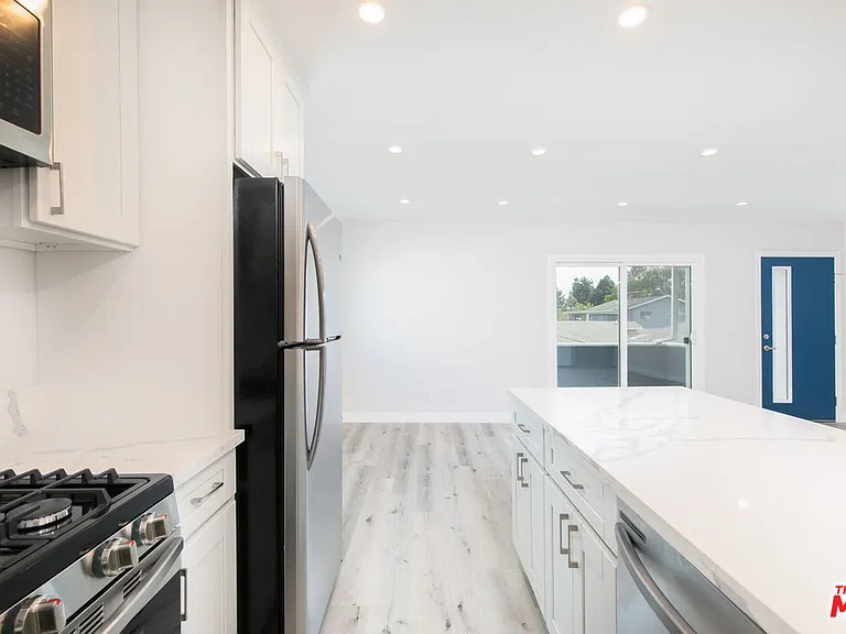 3872 Bentley Ave #C — Photo 3
