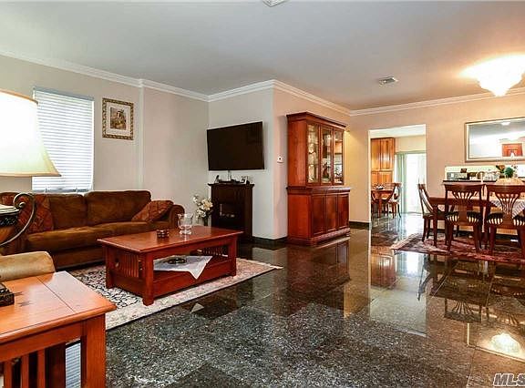 3rd image of 6641 Bergen Pl